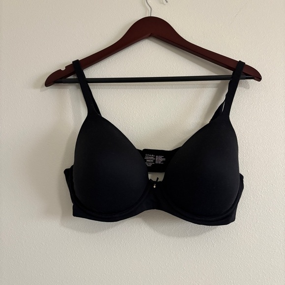 Soma Embraceable Perfect Coverage Black Bra in 36DD - Picture 2 of 8